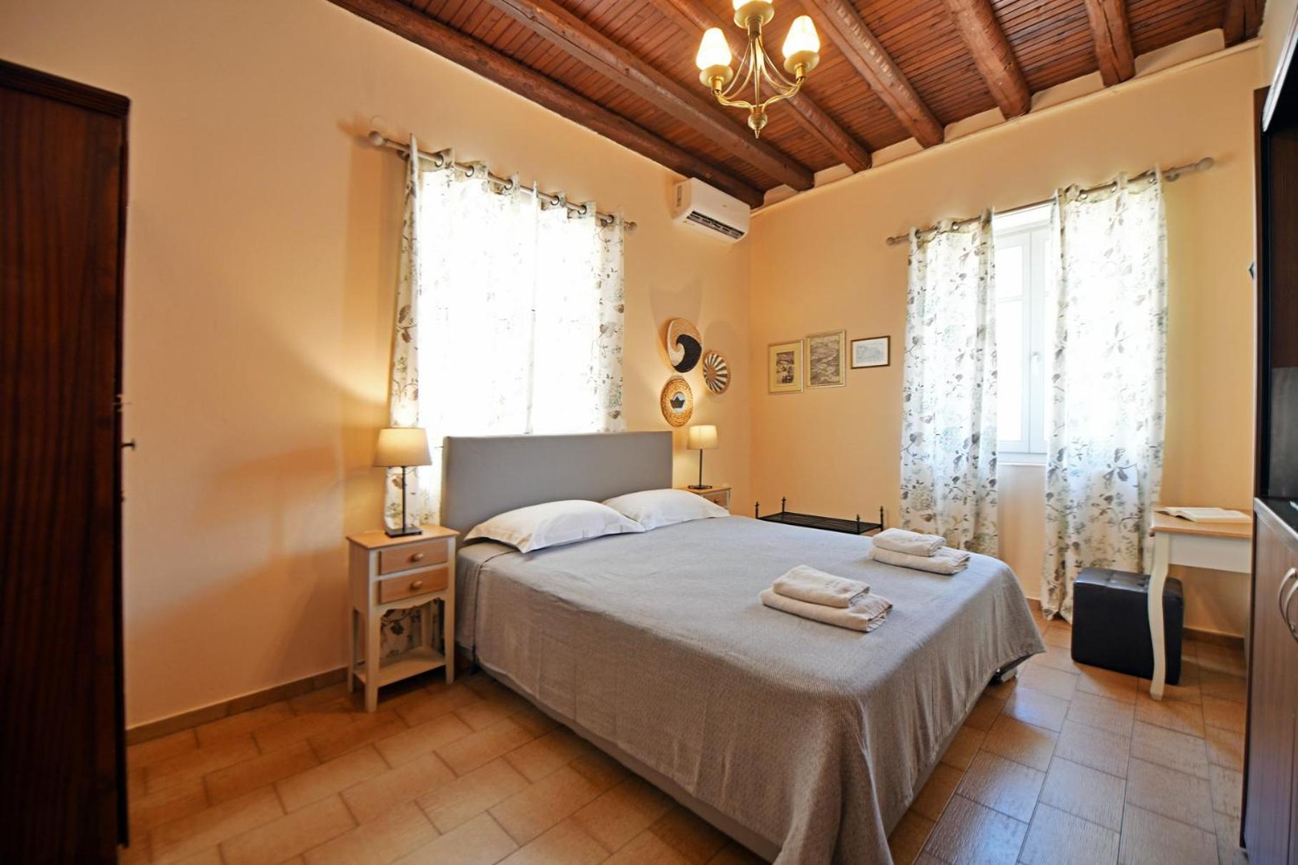 Athina Guesthouse Đảo Hydra Ngoại thất bức ảnh
